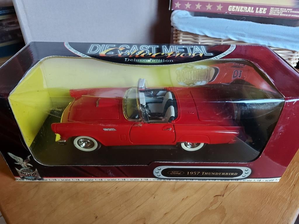 1957 Ford Thunderbird Road Signature, Ophalen of Verzenden