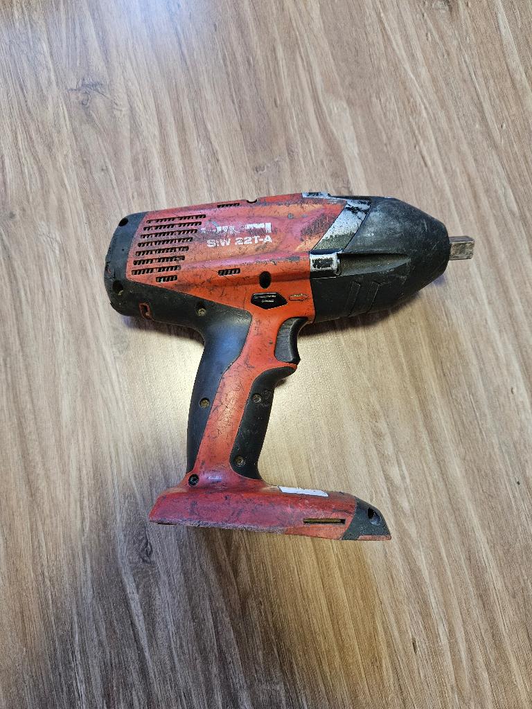 Hilti 22 Volt Slagmoersleutel grote zware model !, Auto diversen, Autogereedschap, Ophalen, Gebruikt