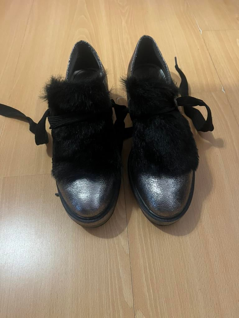 Tamaris taiile 39, Vêtements | Femmes, Chaussures, Enlèvement, Neuf, Chaussures basses