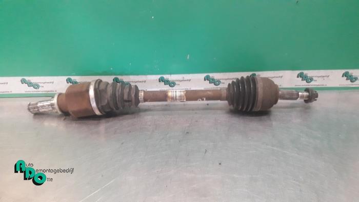 Aandrijfas links-voor van een Renault Clio (Clio 3 06-), Gebruikt, -, Renault, -