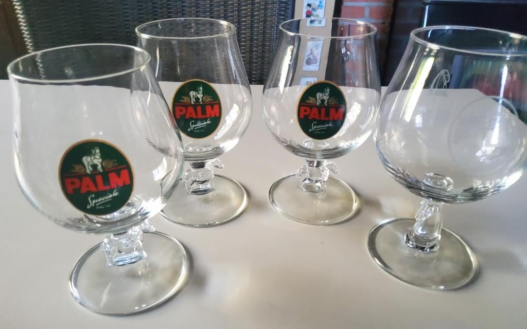 4 Bierglazen van palm, Verzamelen, Ophalen, Zo goed als nieuw, Bierglas
