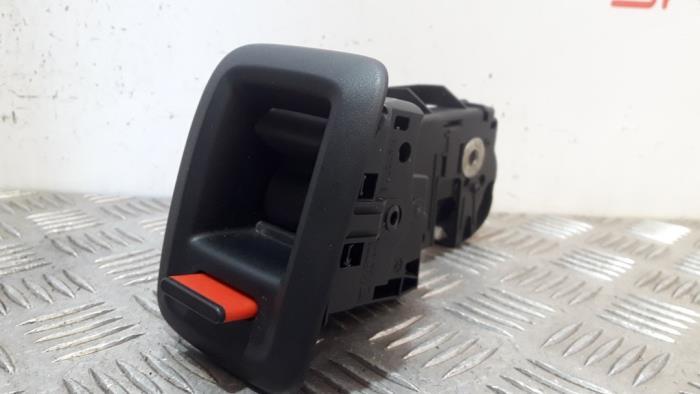 Serrure banquette arrière d'un Mercedes A-Klasse, 3 mois de garantie, Utilisé, -, -