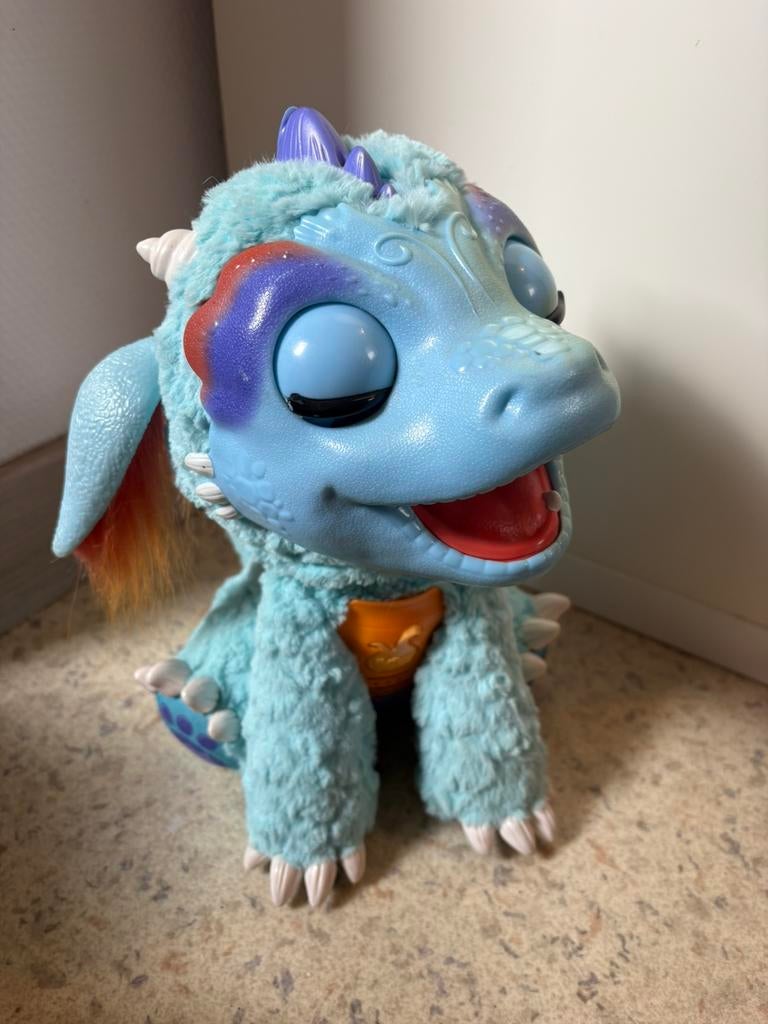 Furreals draak met lawaai & bewegingen, Kinderen en Baby's, Speelgoed | Actiefiguren, Ophalen of Verzenden, Zo goed als nieuw