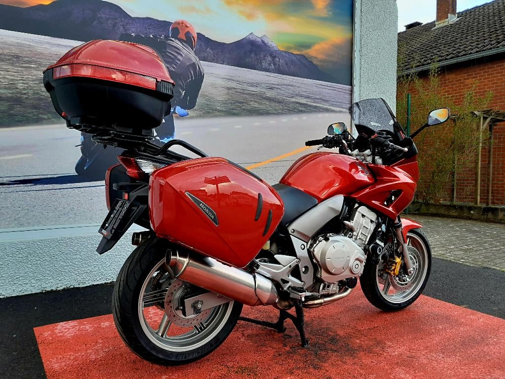 HONDA CBF 1000 TRAVEL Garantie 1 ou 2 ans MOTOSD, Motoren, Motoren | Honda, 4 cilinders, Bedrijf, Toermotor, Minimaal motorrijbewijs A2