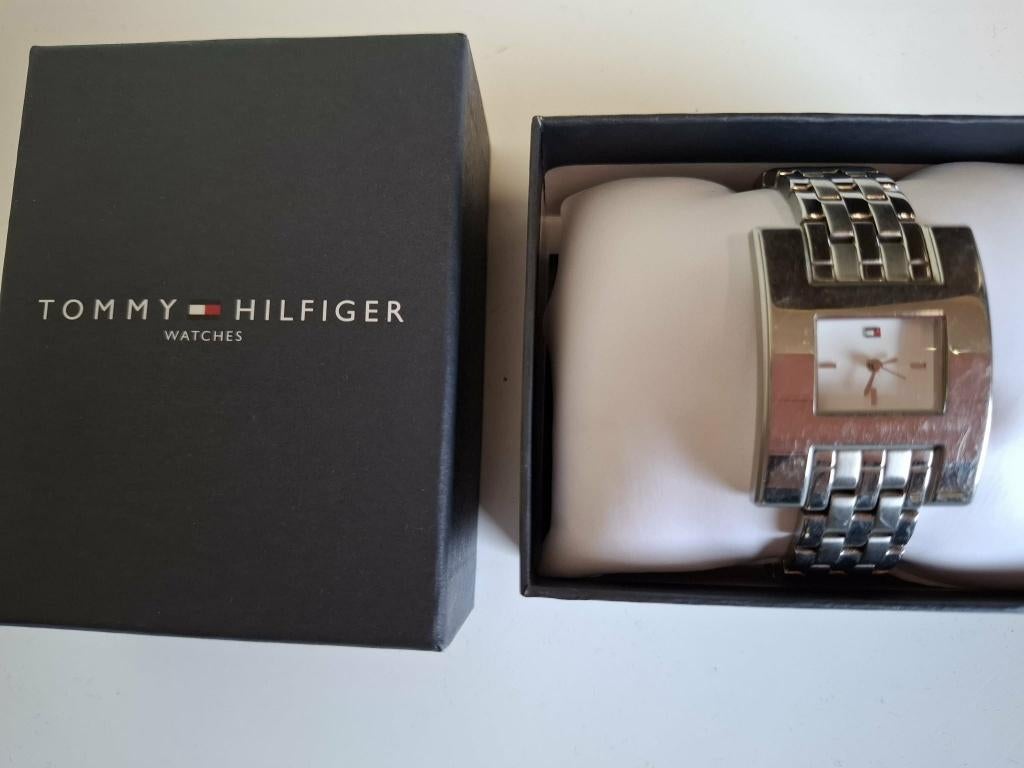 Damesuurwerk Tommy Hilfiger, Handtassen en Accessoires, Horloges | Dames, Gebruikt, Polshorloge, Ophalen, Overige merken