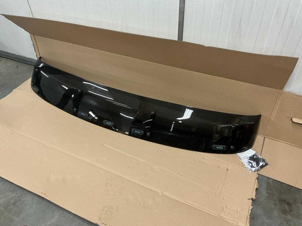 AC3050B - Zonnescherm, Auto's, Overige merken, Gebruikt, Overige brandstoffen, Bedrijf