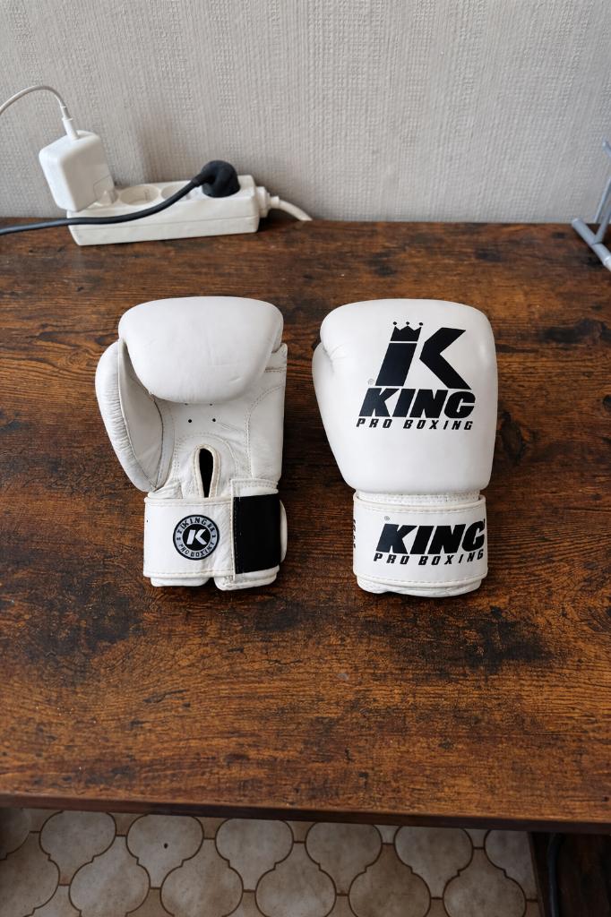 Gloednieuwe king bokshandschoenen king 14 oz, Ophalen of Verzenden, Nieuw, Bokshandschoenen