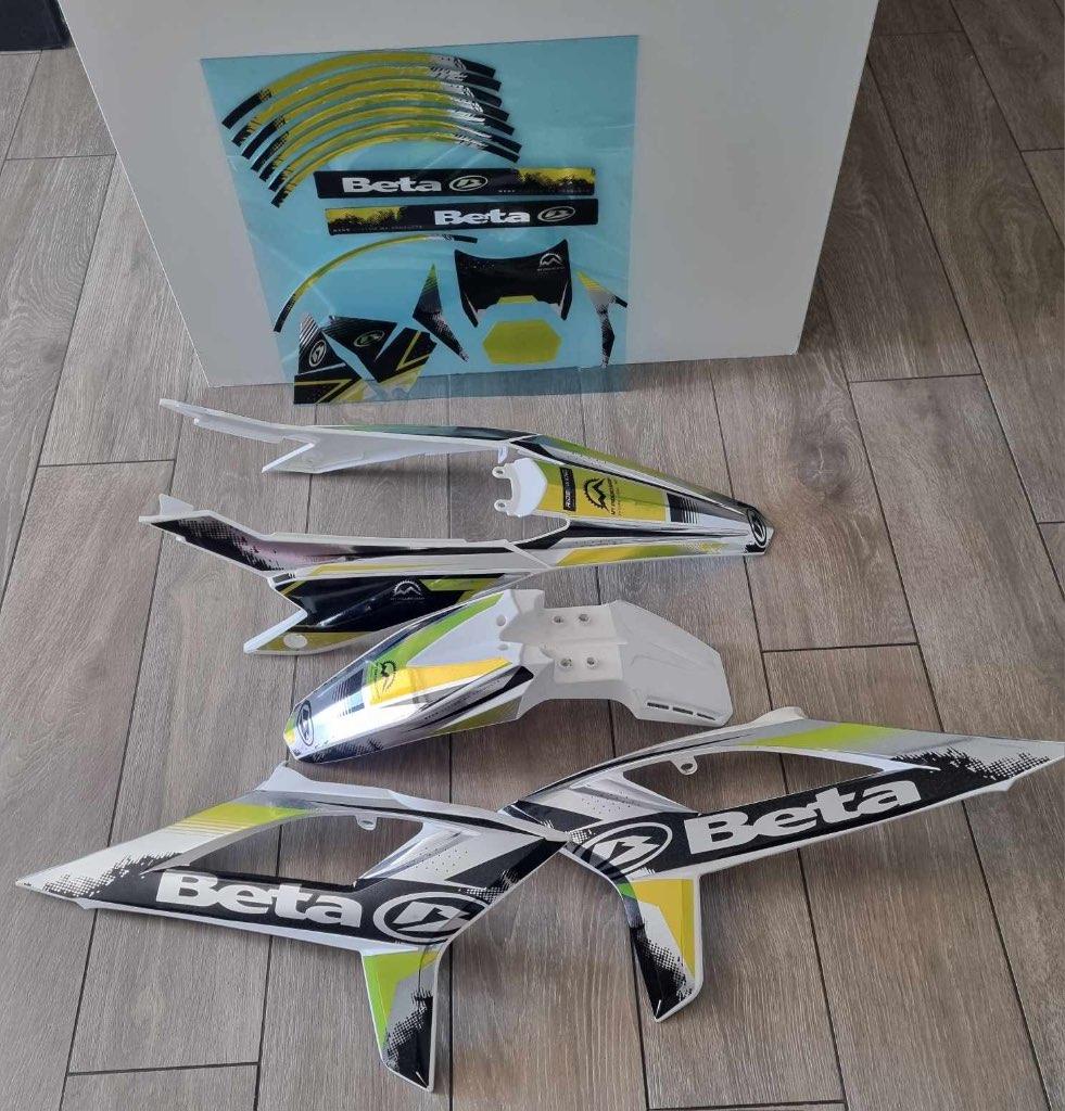 Beta rr50 kappenset met decal stickerset, Fietsen en Brommers, Verzenden, Zo goed als nieuw, Kap, Beta rr50