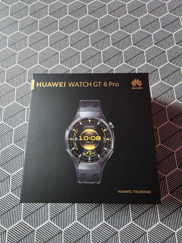 Huawei Watch GT6 Pro (ruilen/ruilen), Handtassen en Accessoires, Smartwatches, Conditie