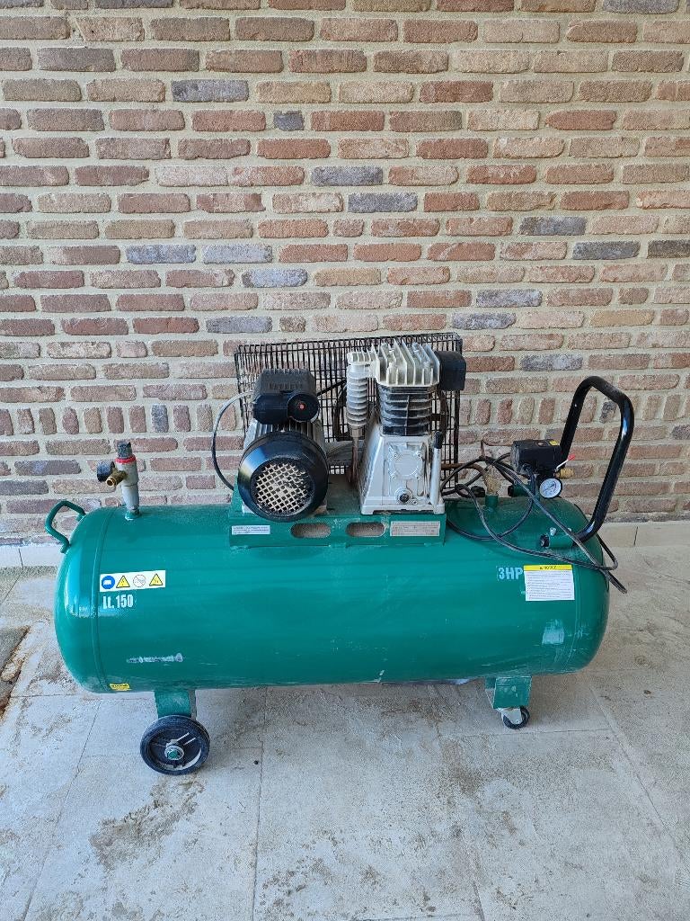 Compressor 300L, Doe-het-zelf en Bouw, Ophalen, Zo goed als nieuw, 200 tot 400 liter/min, 6 tot 10 bar