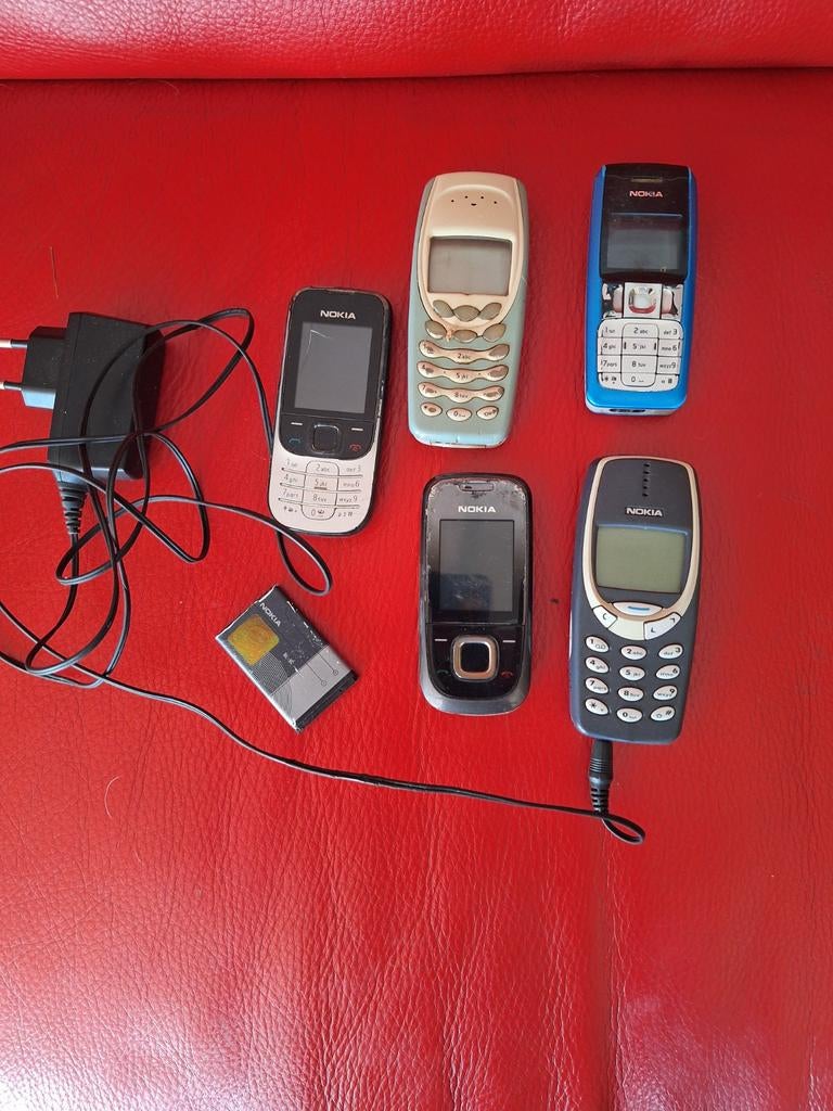 Oude nokia's, Telecommunicatie, Mobiele telefoons | Nokia, Ophalen of Verzenden
