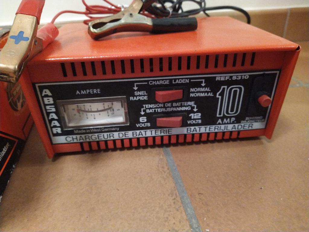 Batterijlader, auto en moto 10 amper(originele duitse merk), Ophalen
