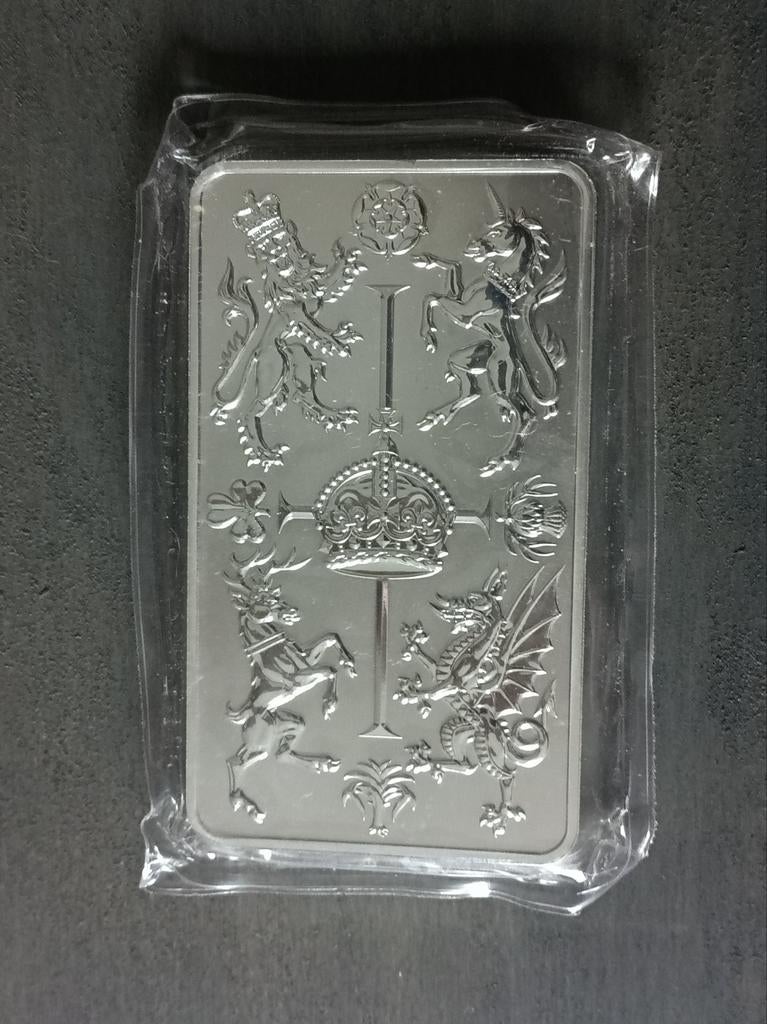 Lingot 10 oz argent couronnement Charles III, Timbres & Monnaies, Métaux nobles & Lingots, Enlèvement ou Envoi, Argent