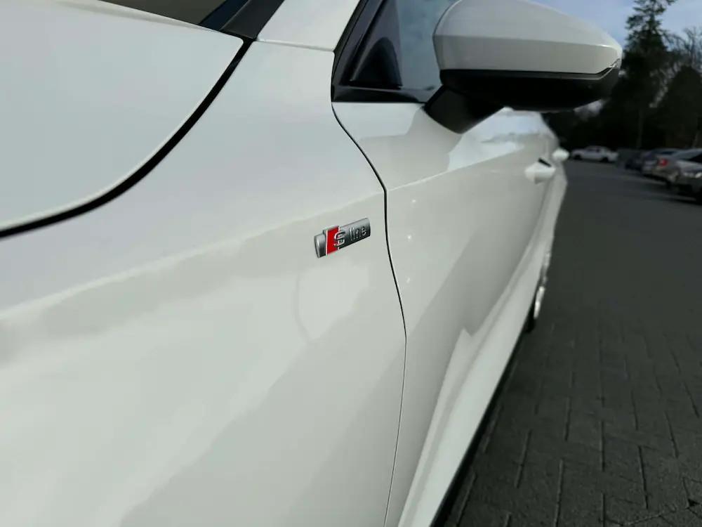 Audi A3 SPORTBACK 1.0TSI 110PK WIT S-LINE (automatique), https://public.car-pass.be/vhr/f9b22cda-f8d9-4879-9b93-c5c64da47e57, Achat