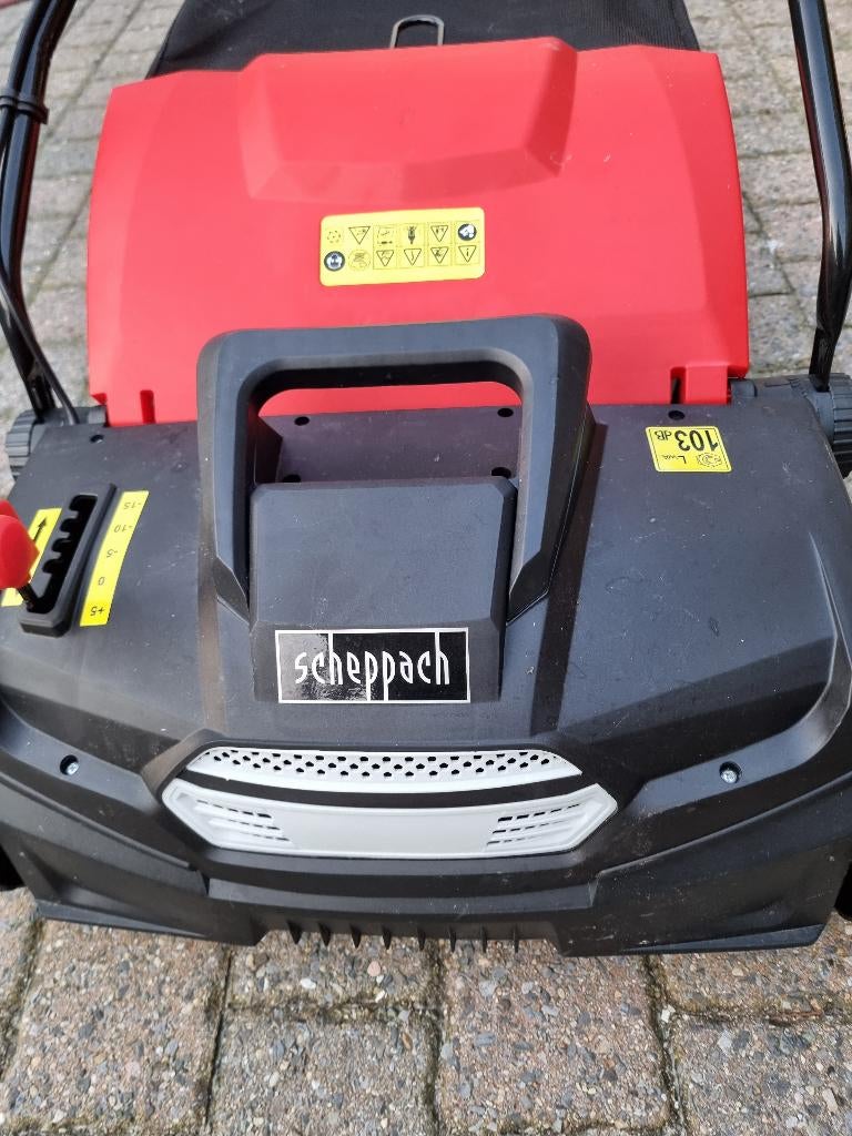 Verticulteerder - grasmachine, Tuin en Terras, Ophalen