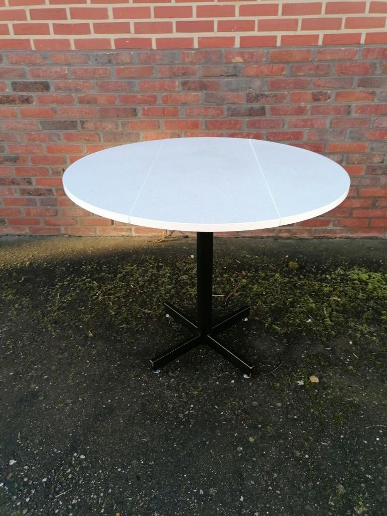 Ronde formica tafel...inklapbaar..wit/zwart!!, Ophalen of Verzenden