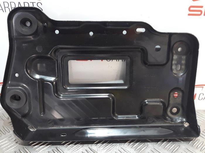 Boîtier de batterie d'un Mercedes A-Klasse, 3 mois de garantie, Utilisé, -, -