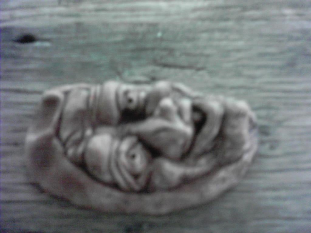 Masque de sorcière en terre cuite fait main, Enlèvement ou Envoi