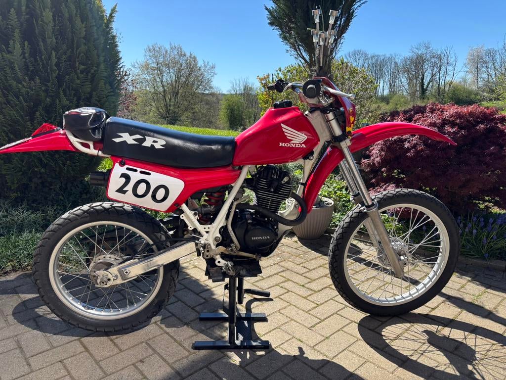 Xr 200r, Motoren, Motoren | Honda, Particulier, Enduro, 11 kW of minder, 1 cilinder, Motorrijbewijs A, Handgeschakeld, Gebruikt