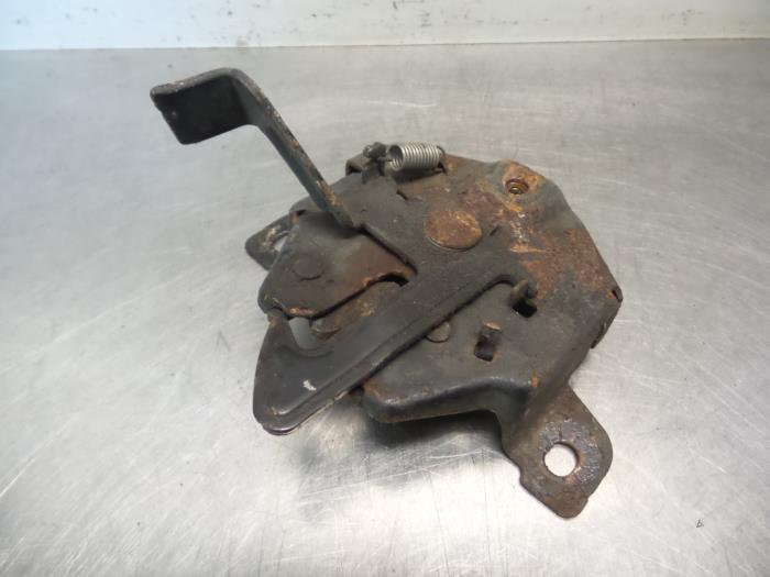 Mécanique de verrouillage capot d'un Hyundai Coupe (Coupe 9, -, 3 mois de garantie, Utilisé, Hyundai