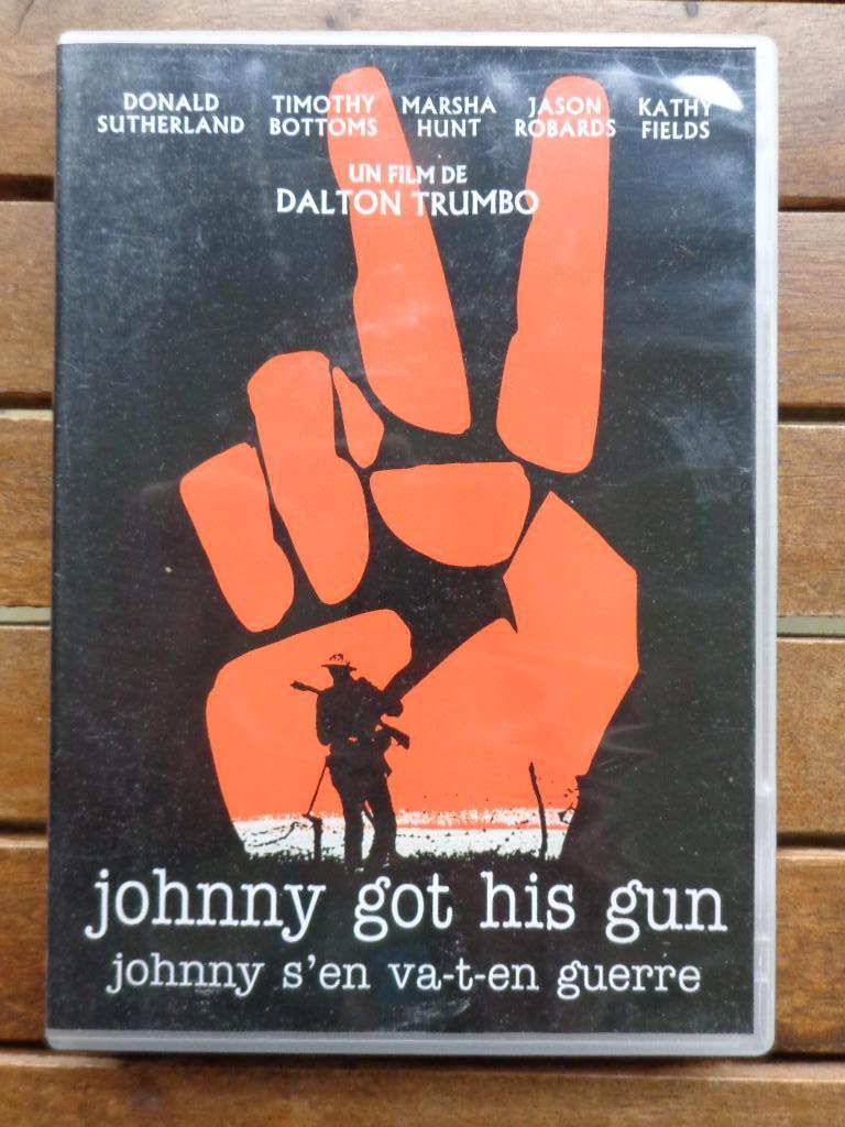 )))  Johnny s' en va-t-en Guerre  //  Dalton Trumbo  (((, À partir de 12 ans, Enlèvement ou Envoi, Comme neuf