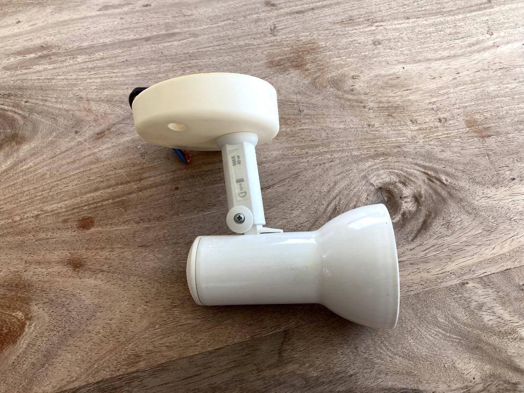 spot armatuur ruilen, Huis en Inrichting, Slaapkamer | Nachtkastjes, Ophalen