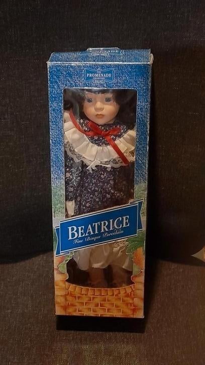 Poupée en porcelaine peinte à la main Collection Promenade, Enlèvement ou Envoi, Neuf, Poupée
