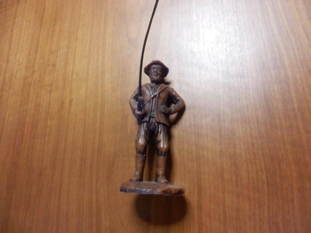 (37) -posture de pecheur, Enlèvement ou Envoi, Comme neuf, Humain