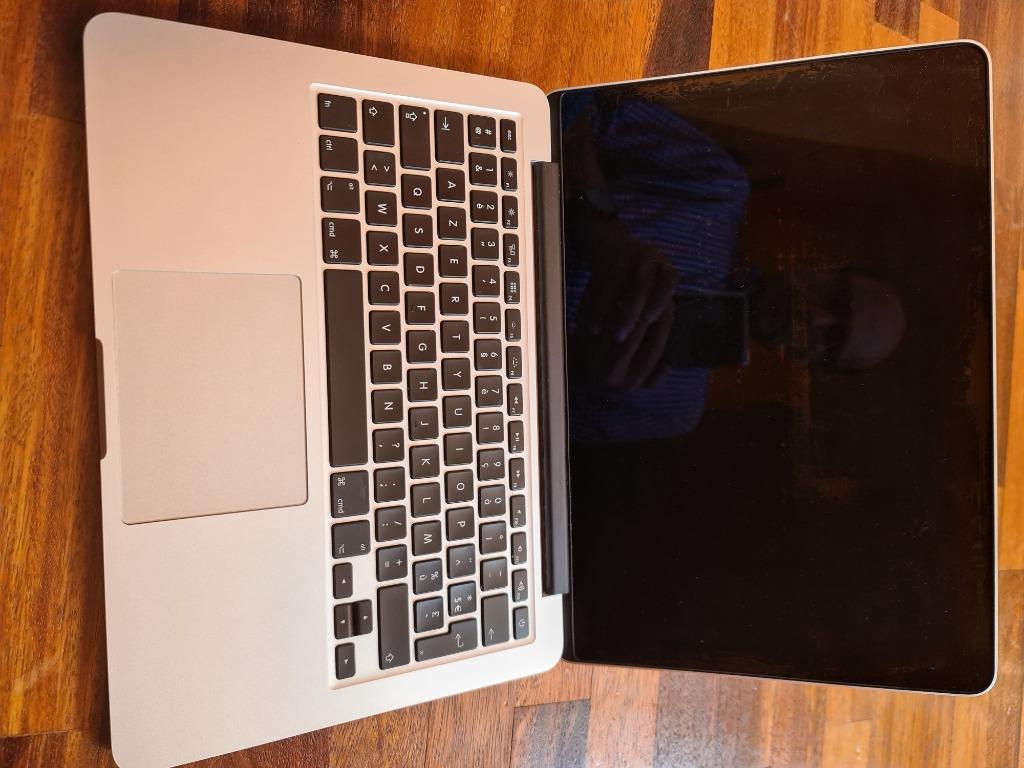 Apple MacBook Pro-computer, Gebruikt, 256 GB, 2 tot 3 Ghz, 8 GB