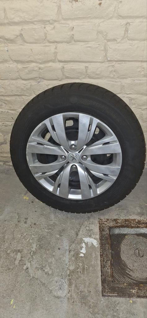 Pneus hiver neufs 15", Neuf, 15 pouces, Pneus hiver, Véhicule de tourisme