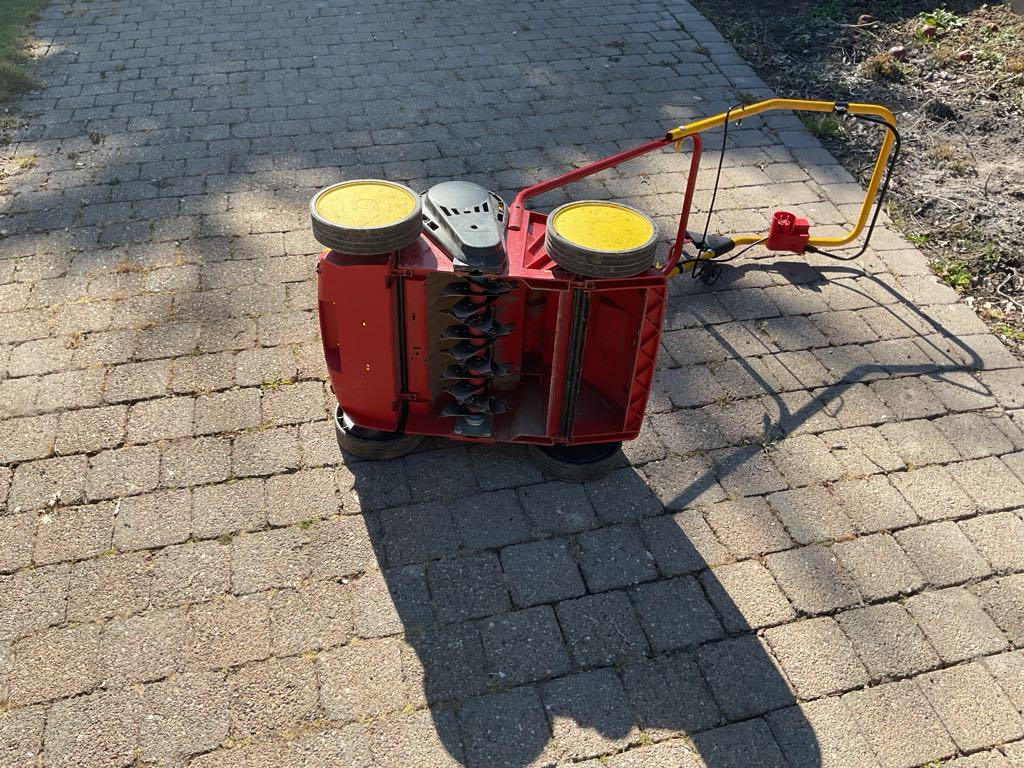 Gras verluchting machine, Tuin en Terras, Ophalen, Zo goed als nieuw