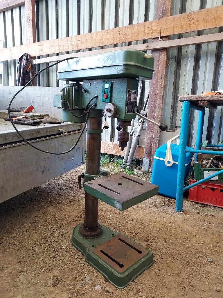 perceuse a colonne erimac thd 16 220v atelier, Enlèvement, Utilisé, Perceuse