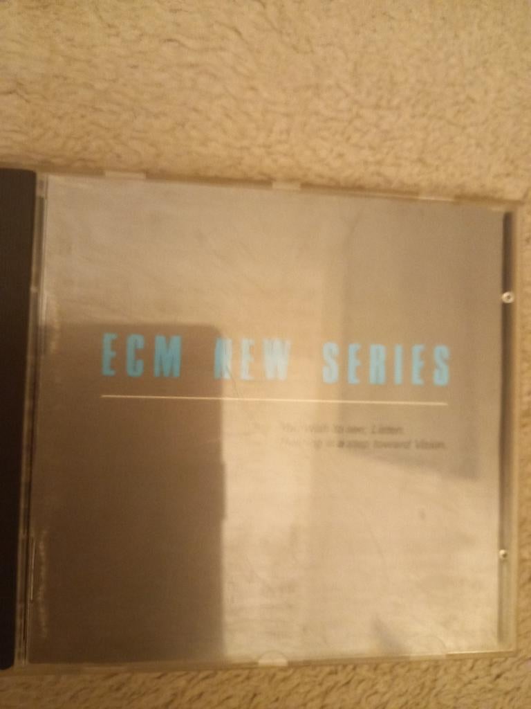 Ecm new series, Cd's en Dvd's, Verzenden