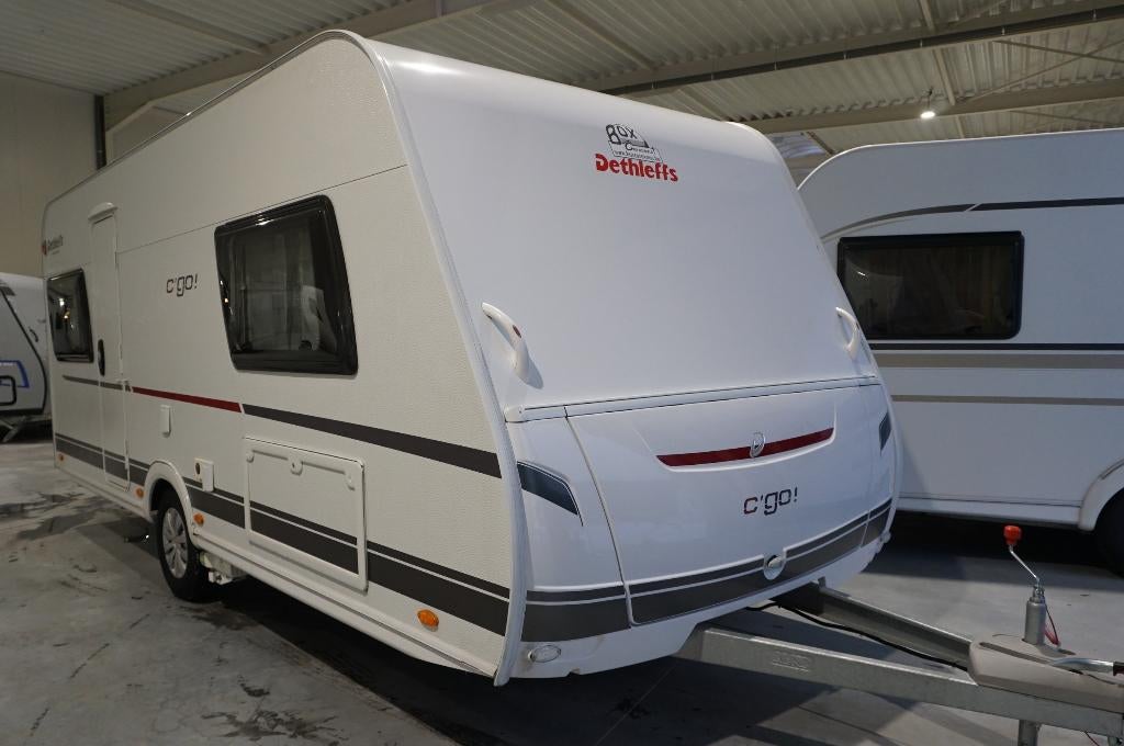 Prachtige 4pers.Dethleffs met mover, wintertent, TV, rondzit, Caravans en Kamperen, Mover, Rondzit, Frans bed, Bedrijf