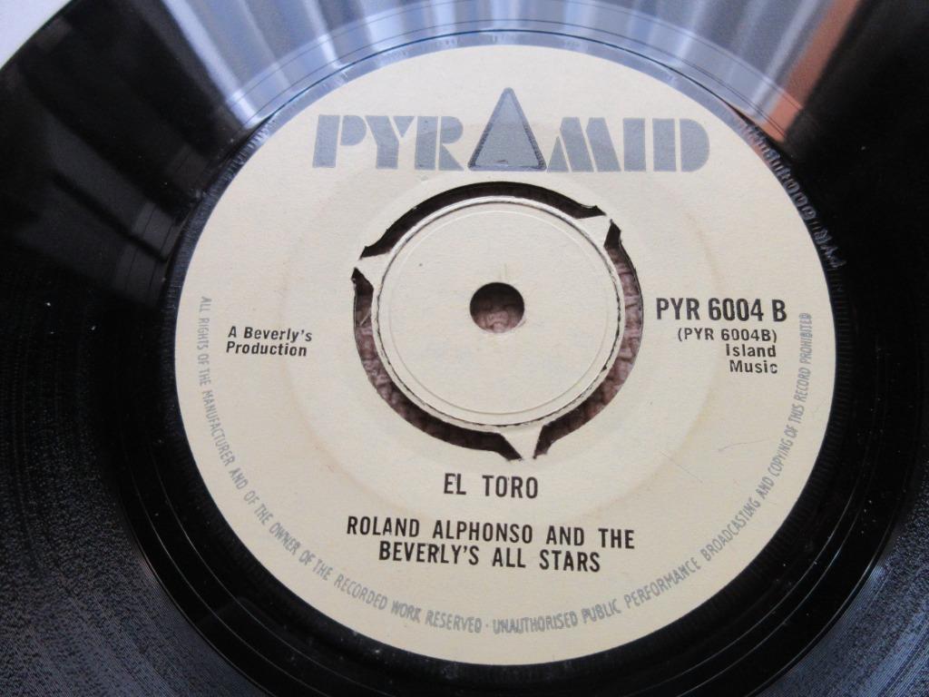 Pyramid SKA Roland Alphonso - El toro 3 prong, Single, Utilisé, 7 pouces, R&B et Soul
