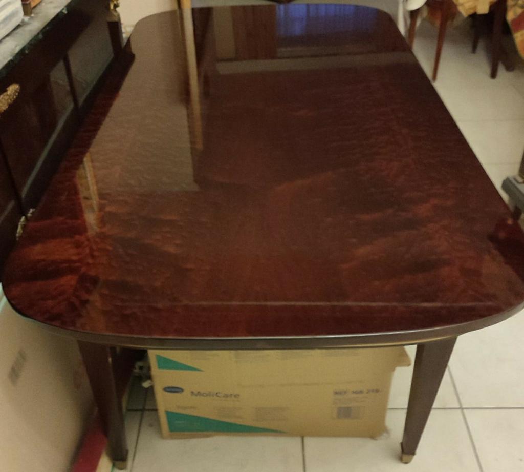 Table à manger en acajou. Livraison possible., Maison & Meubles, Cinq personnes ou plus, Comme neuf, Enlèvement, Rectangulaire