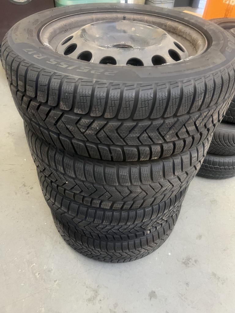 occasie set winterwielen peugeot traveller van, Auto-onderdelen, Banden en Velgen, Ophalen, Banden en Velgen, 17 inch, Winterbanden