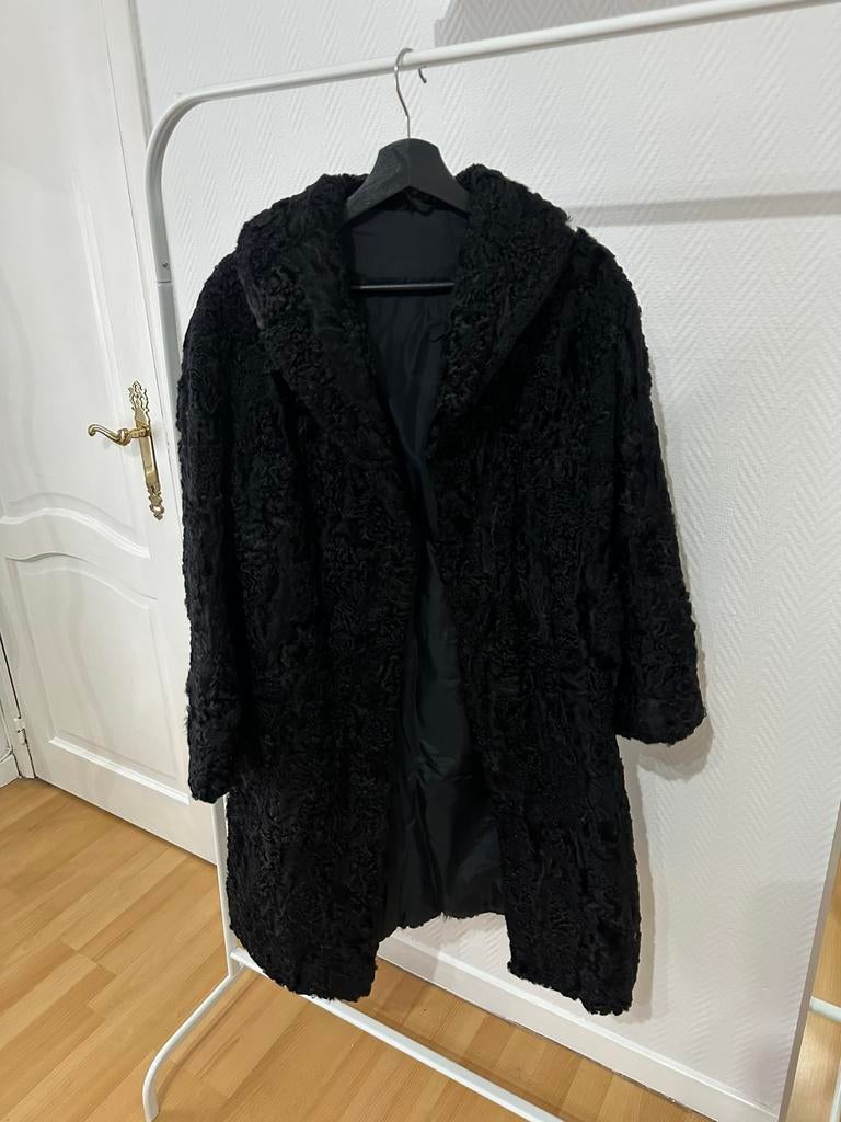 Manteau Astrakan noir fourrure véritable, Enlèvement ou Envoi, Comme neuf, Taille 42/44 (L), Noir