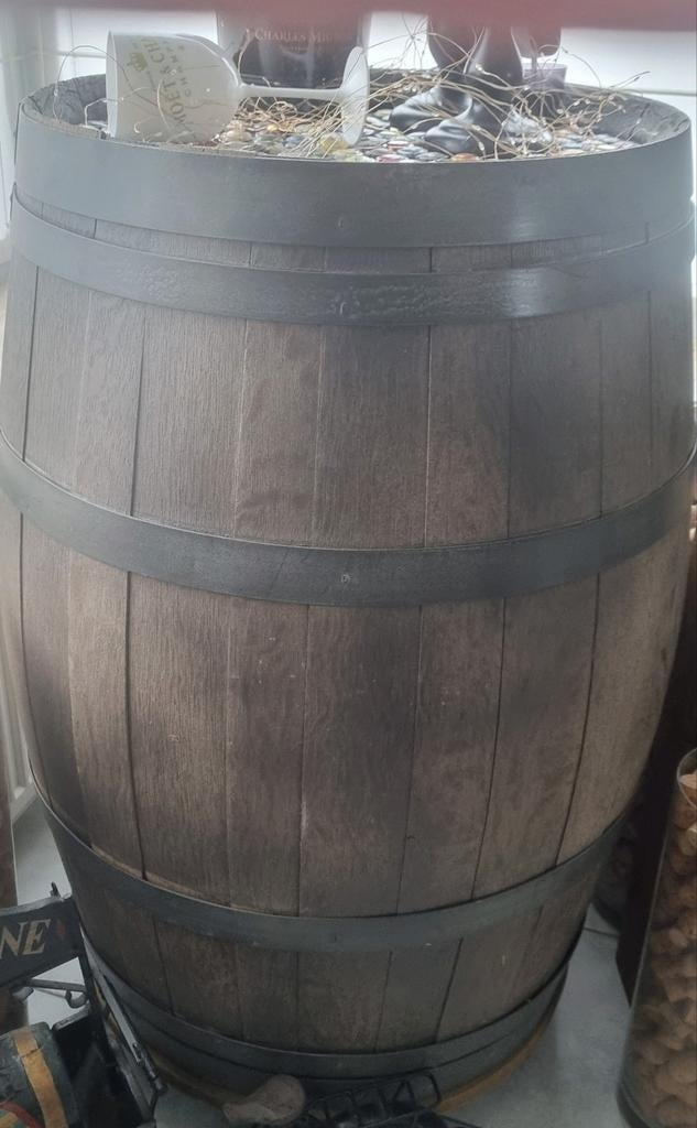 Grote wijnton - altijd binnen gestaan - heel mooie staat!, Ophalen