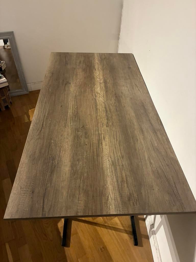 Planche de bureau en bois et Treteaux en métal noir, Maison & Meubles, Bureaux, Comme neuf, Enlèvement