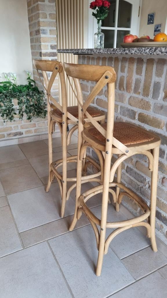 2 Barkrukken,  in bamboe, 2 voor 50 euro, Ophalen