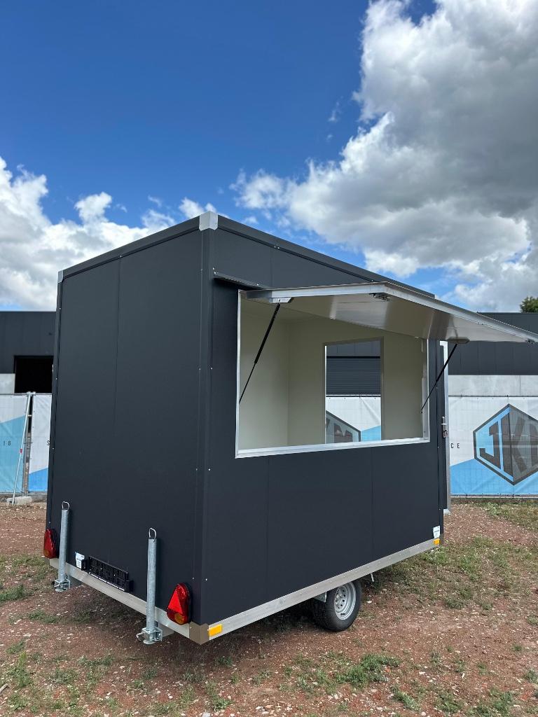 foodtruck de vente noire mate 300x200 750KG PROMO ACTION NEW, Articles professionnels, Stock & Retail | Voitures, Enlèvement