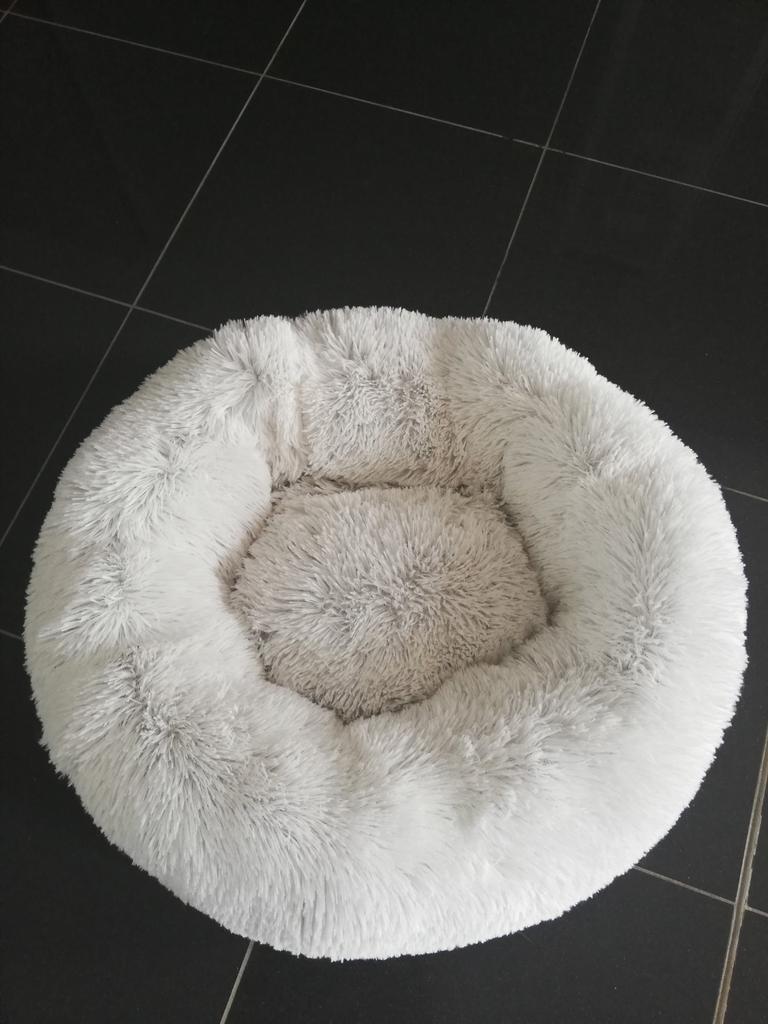 Fluffy slaapdonut, Dieren en Toebehoren, Ophalen, Zo goed als nieuw