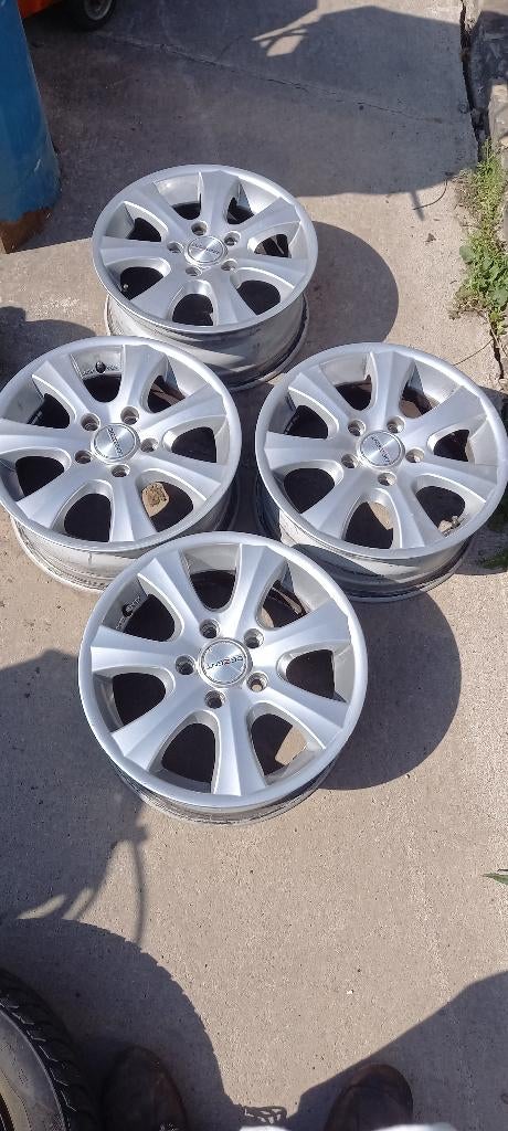 Jantes Bmw 16' idéal pour kit hiver, Autos : Pièces & Accessoires, Enlèvement, 16 pouces, Jante(s)