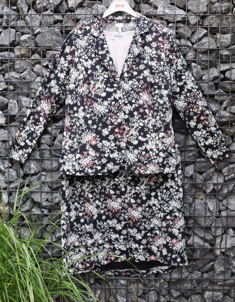 M166. Ensemble à fleur pour dame de taille 48, Mayerline, Ophalen of Verzenden, Zo goed als nieuw, Maat 46/48 (XL) of groter