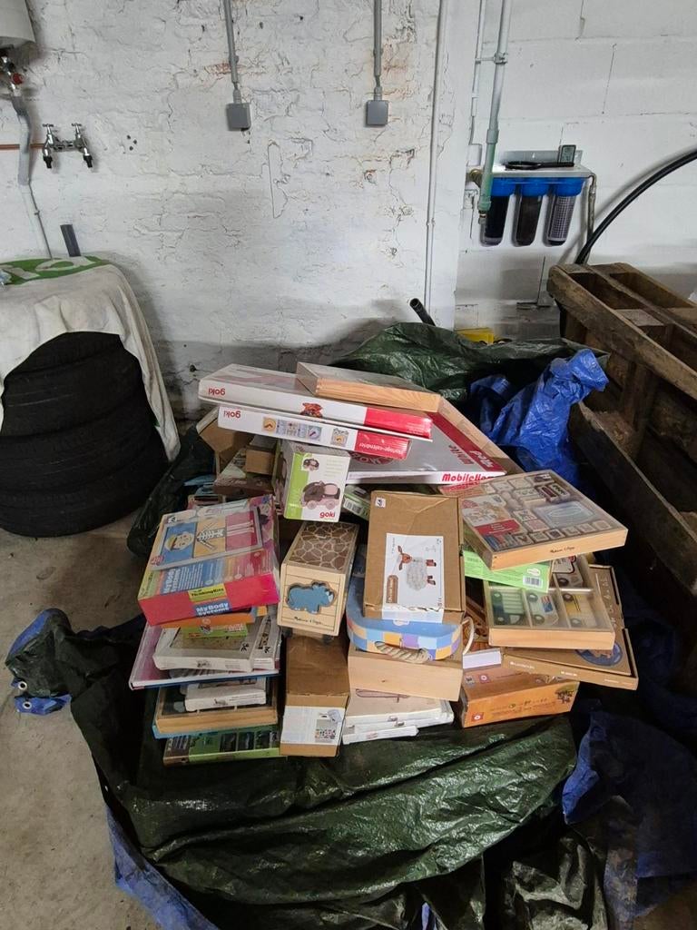 PALETTE DE JEUX & JOUETS – NEUF – SUPER AFFAIRE, Ophalen, Puzzelen