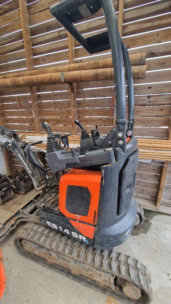 À louer : Mini-pelle 1,2 tonne et accessoires, Enlèvement, Excavatrice