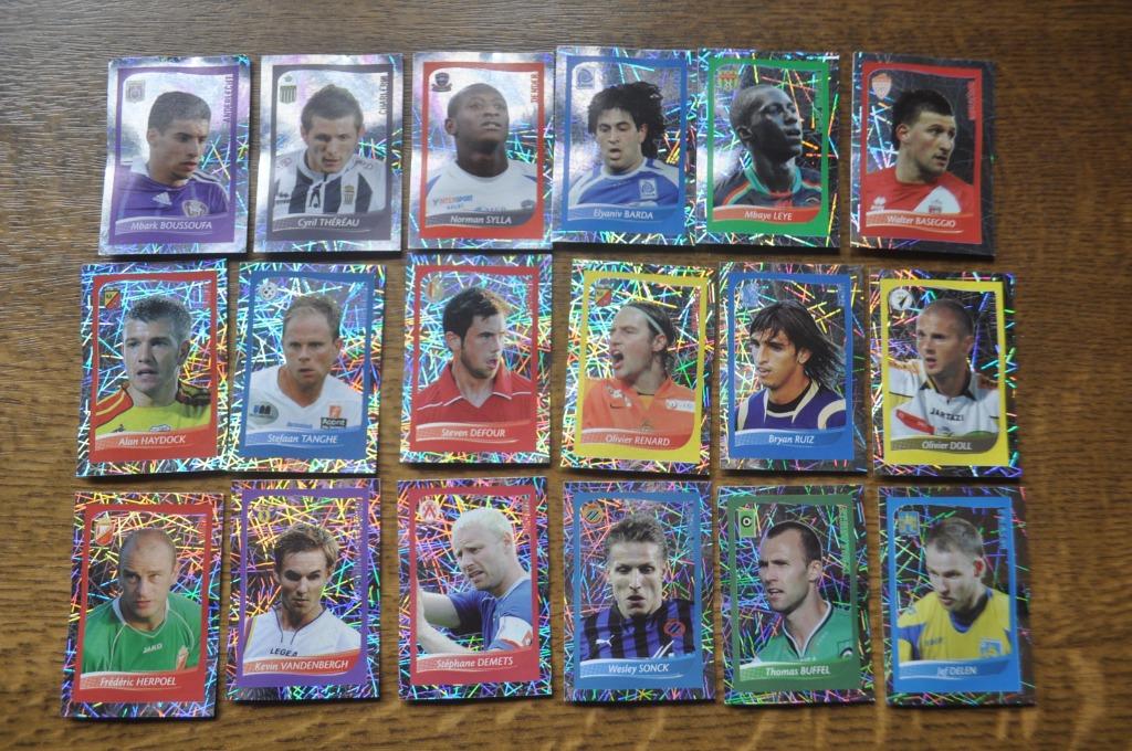 PANINI COMPLETE SET FOOTBALL 2009 LU SCORE 18 STICKERS, Enlèvement ou Envoi, Comme neuf, Plusieurs autocollants