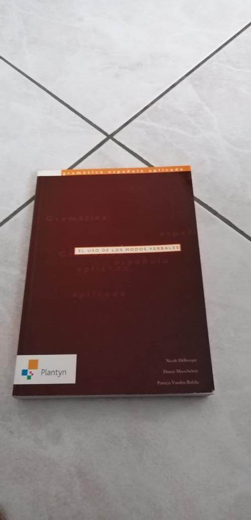 El uso de Los modos verbales, Livres, Langue | Espagnol, Enlèvement ou Envoi