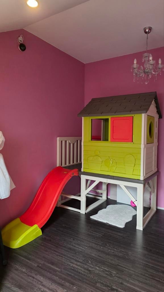 Speelhuisje met Glijbaan – Stevig, maar met gebroken deel, Ophalen